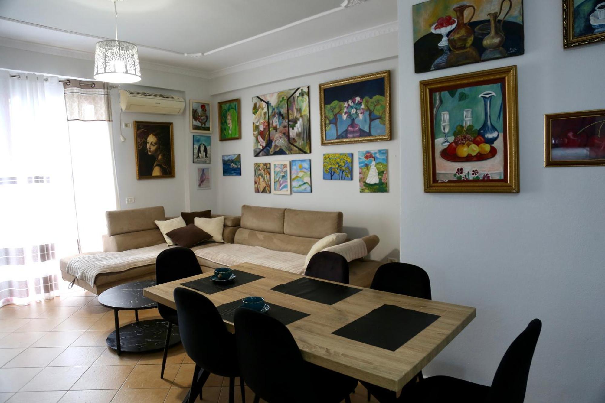 Stay At An Artist'S Place! Tirana Exterior foto